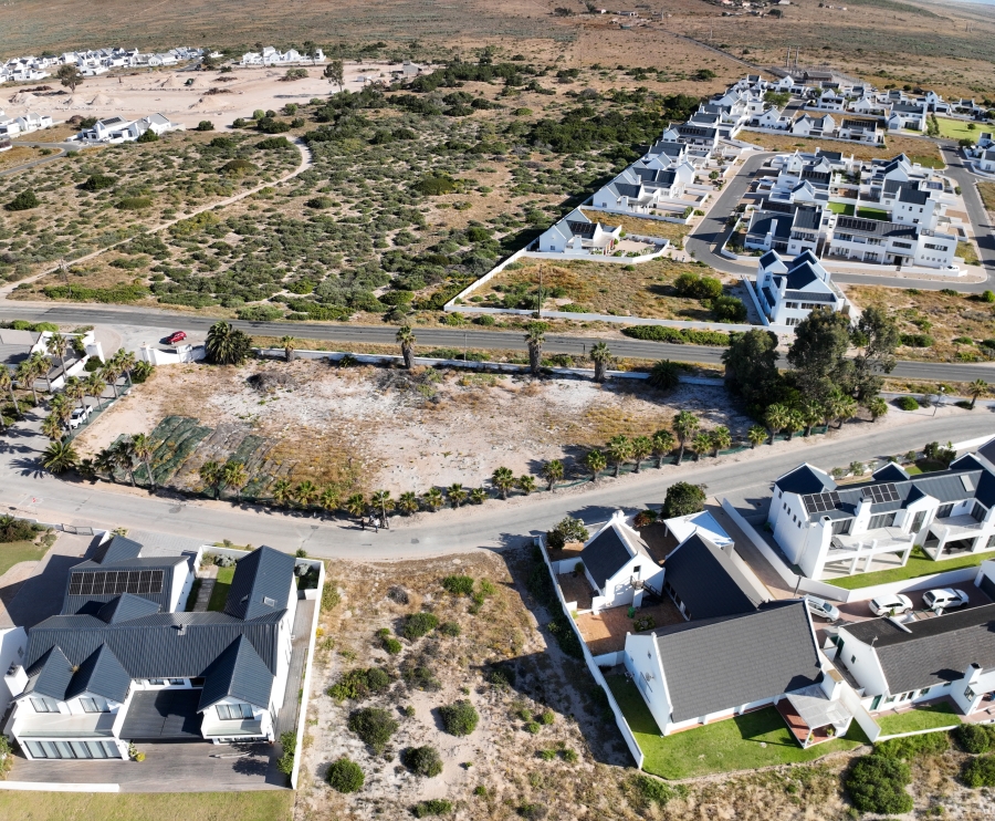 3 Bedroom Property for Sale in Golden Mile Western Cape